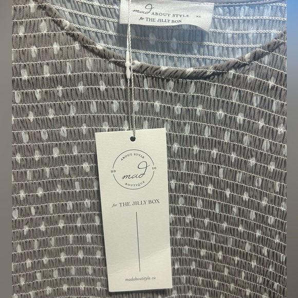 Long sleeve gray polka dot dress - Picture 2 of 2